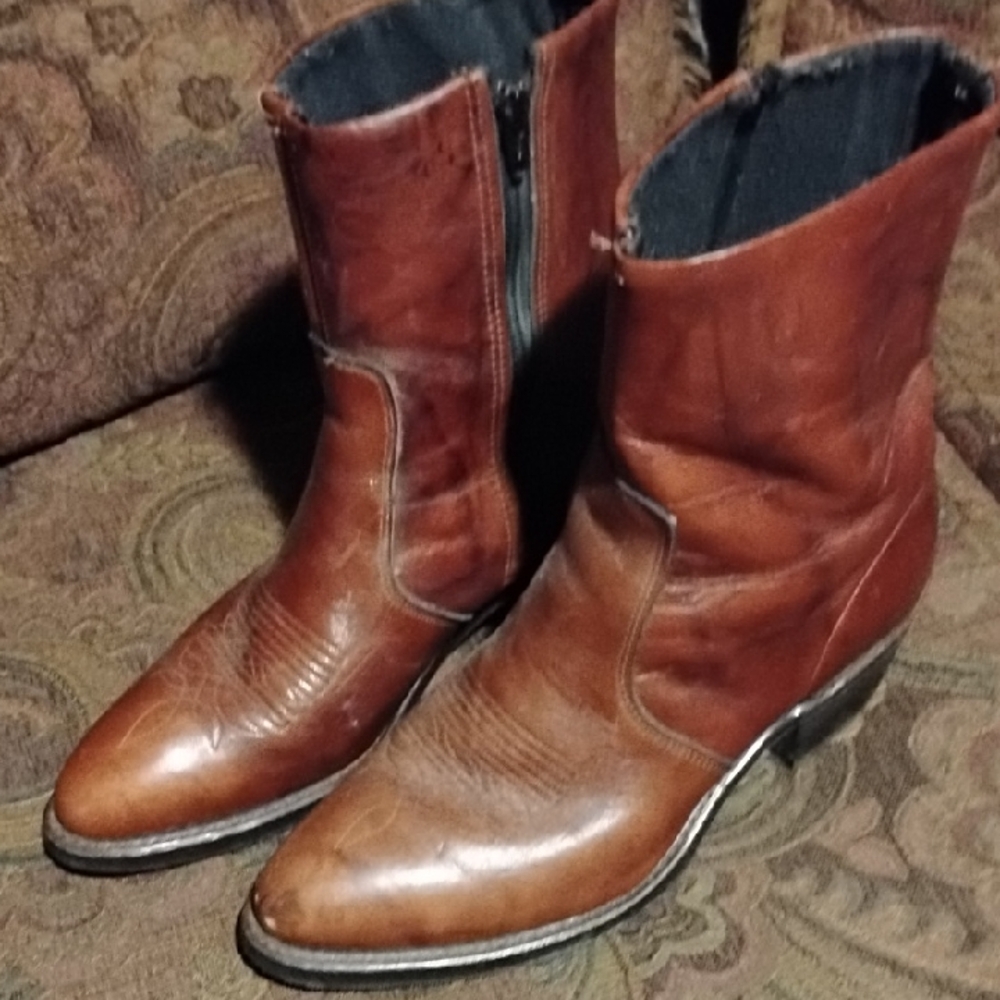 Durango Brown Leather Cowboy Boots Classic Western Style